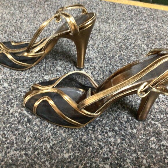 Vintage designer heels - Picture 2 of 3